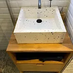 Bright 70m2 In Historic Center Apartmán