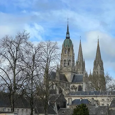 Bright 70m2 In Historic Center W Pkg