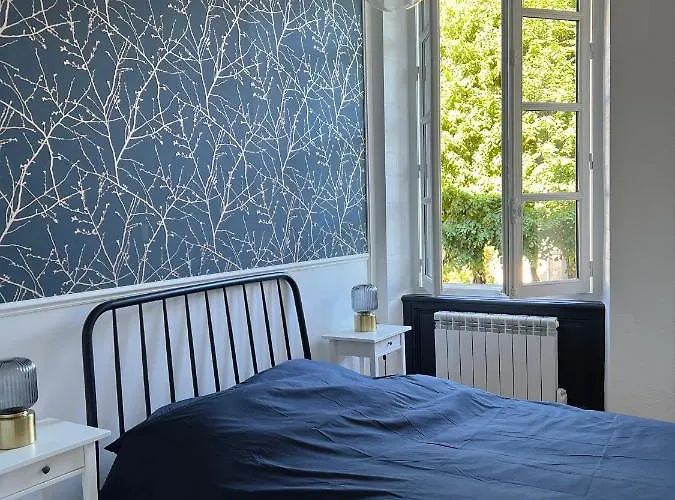 Apartment Bright 70m2 In Historic Center W Pkg Bayeux