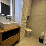 Bright 70m2 In Historic Center * 바이외