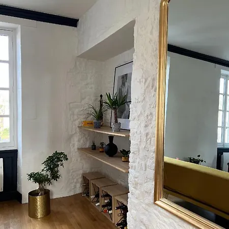 Bright 70m2 In Historic Center W Pkg * Bayeux