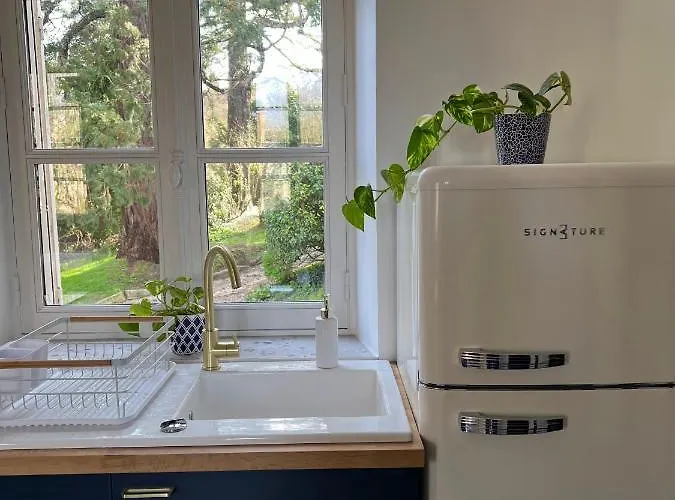 Bright 70m2 In Historic Center W Pkg Апартаменты Байе